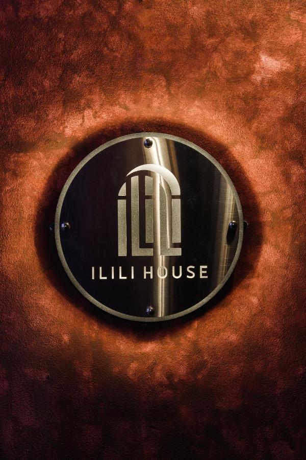 Хостел Ilili House Чиангмай Экстерьер фото