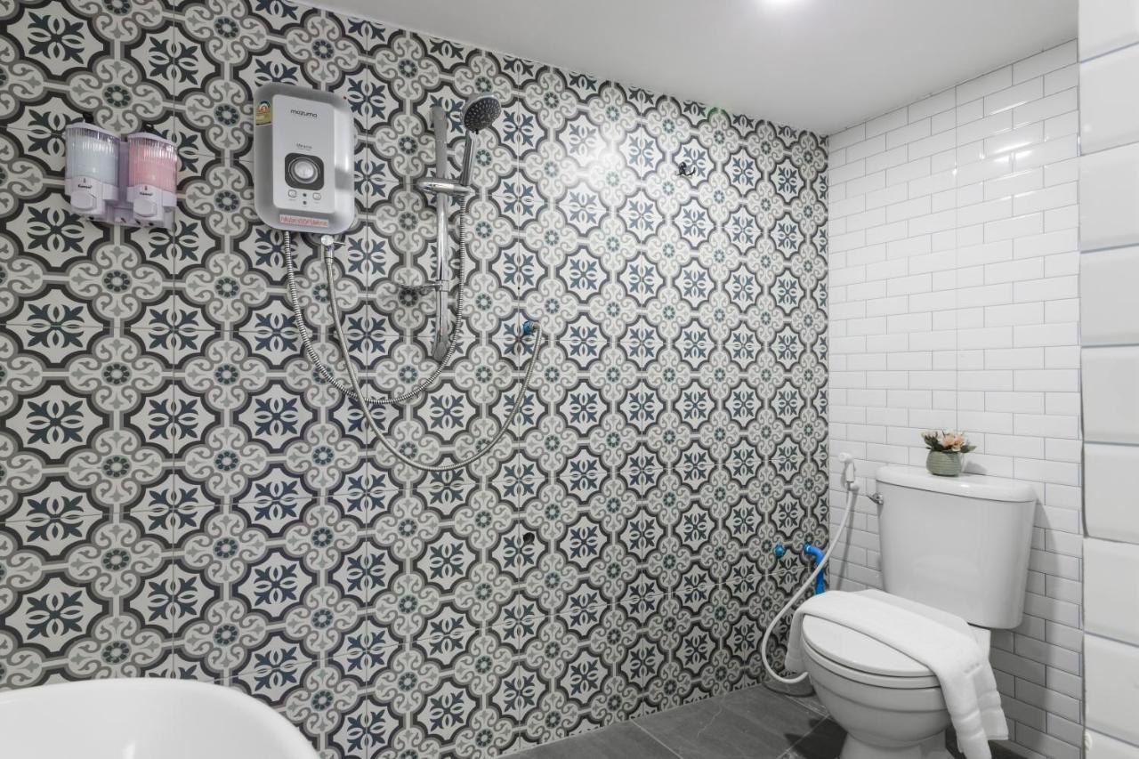 Хостел Ilili House Чиангмай Экстерьер фото