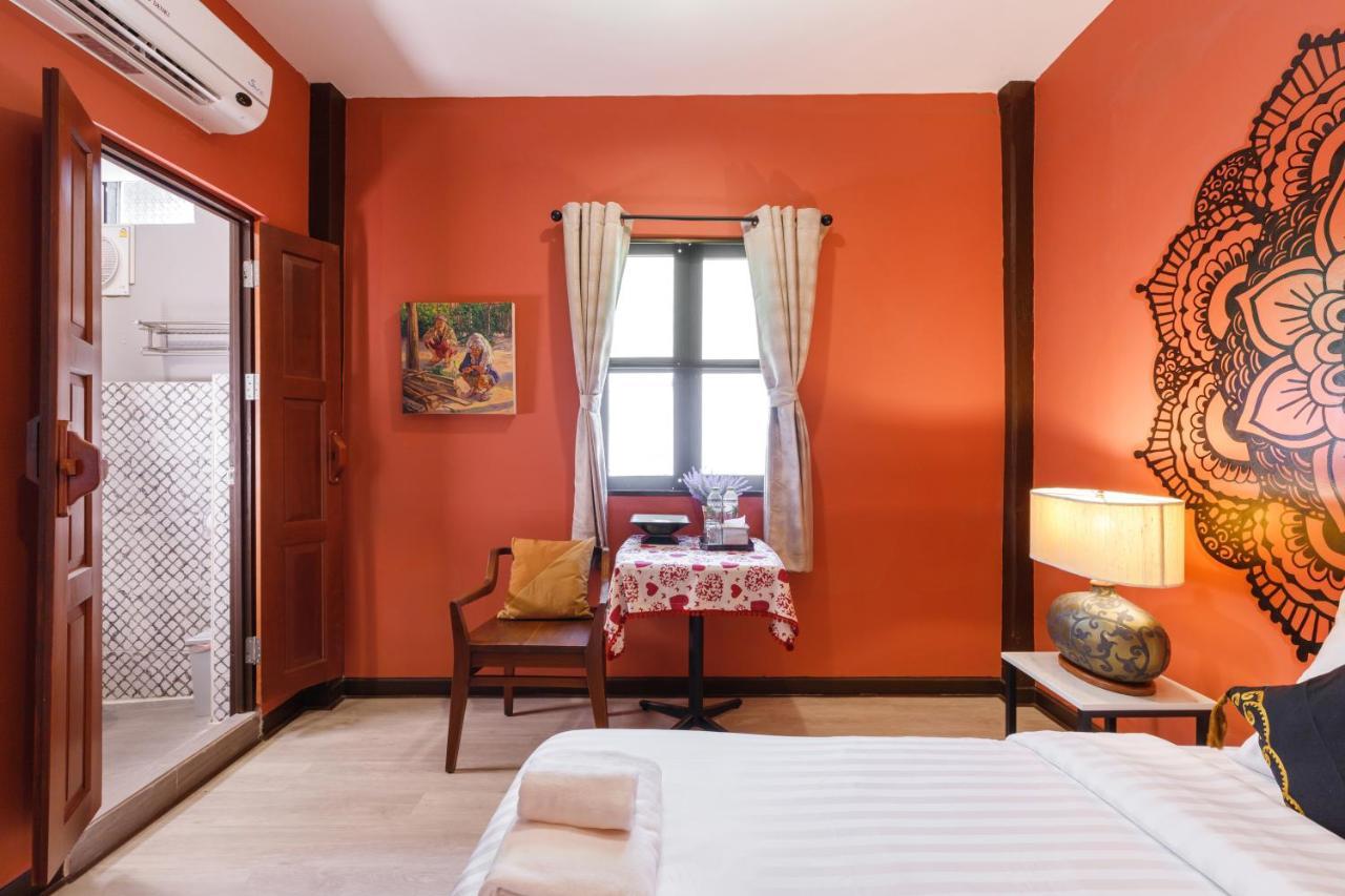 Хостел Ilili House Чиангмай Экстерьер фото
